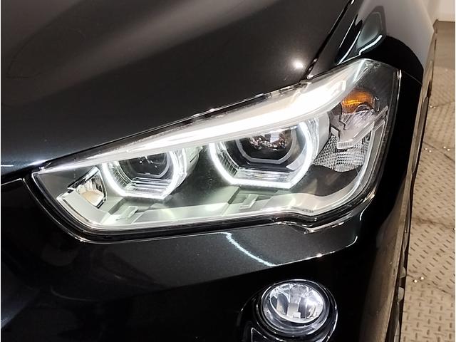 ＢＭＷでは古くから４つのリングが伝統のヘッドライトで御座います。