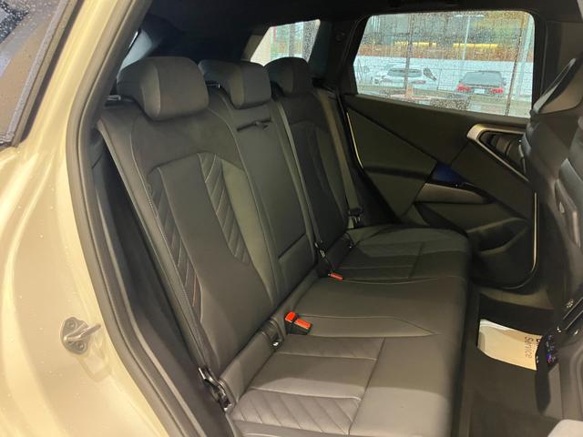 Ｘ３ ２０ｄ　ｘＤｒｉｖｅ　Ｍスポーツ　デモレンタ　ドライビングアシストプロフェッショナル　ＡＣＣ　パーキングアシストプラス　ｈａｒｍａｎ／ｋａｒｄｏｎ　純正２０ＡＷ　地デジ　アダプティブＬＥＤヘッドライト　ヘッドアップディスプレイ（13枚目）