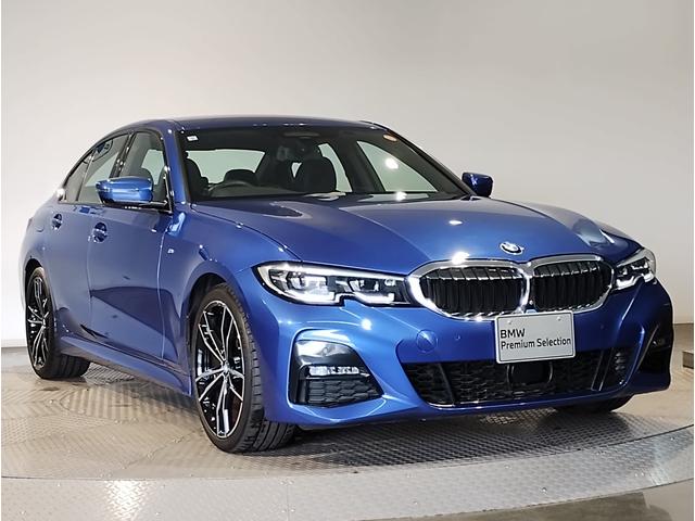 3シリーズ 320i Mスポーツ HDDナビゲーション LEDヘッドライト 電動トランク オートワイパー オートワイパー 全周囲カメラ パドルシフト ブラックレザーシート コンフォートアクセス デビューパッケージ ミラーETC(6枚目)