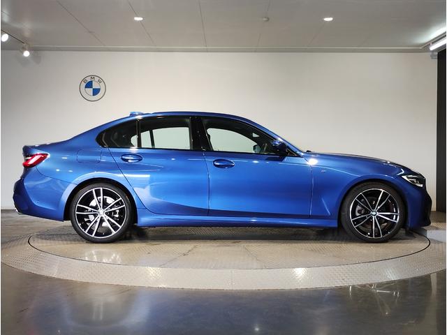 3シリーズ 320i Mスポーツ HDDナビゲーション LEDヘッドライト 電動トランク オートワイパー オートワイパー 全周囲カメラ パドルシフト ブラックレザーシート コンフォートアクセス デビューパッケージ ミラーETC(7枚目)