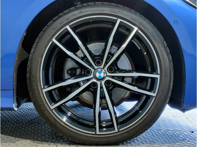 3シリーズ 320i Mスポーツ HDDナビゲーション LEDヘッドライト 電動トランク オートワイパー オートワイパー 全周囲カメラ パドルシフト ブラックレザーシート コンフォートアクセス デビューパッケージ ミラーETC(40枚目)