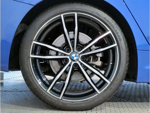 3シリーズ 320i Mスポーツ HDDナビゲーション LEDヘッドライト 電動トランク オートワイパー オートワイパー 全周囲カメラ パドルシフト ブラックレザーシート コンフォートアクセス デビューパッケージ ミラーETC(41枚目)