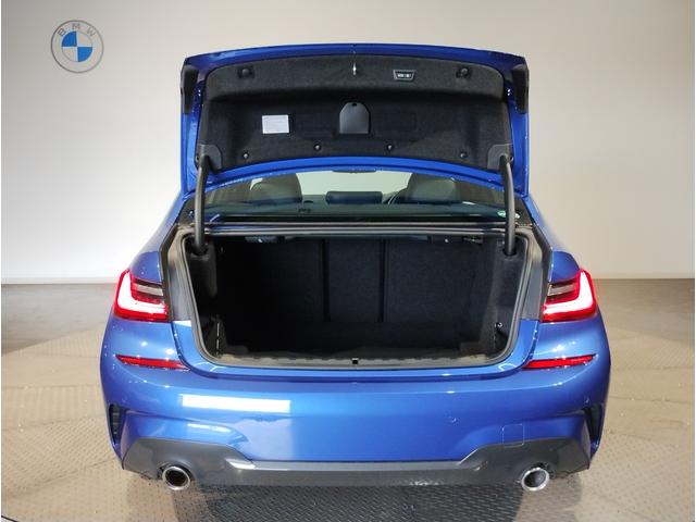 3シリーズ 320i Mスポーツ HDDナビゲーション LEDヘッドライト 電動トランク オートワイパー オートワイパー 全周囲カメラ パドルシフト ブラックレザーシート コンフォートアクセス デビューパッケージ ミラーETC(43枚目)