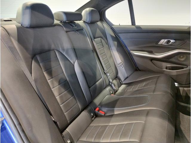 3シリーズ 320i Mスポーツ HDDナビゲーション LEDヘッドライト 電動トランク オートワイパー オートワイパー 全周囲カメラ パドルシフト ブラックレザーシート コンフォートアクセス デビューパッケージ ミラーETC(53枚目)