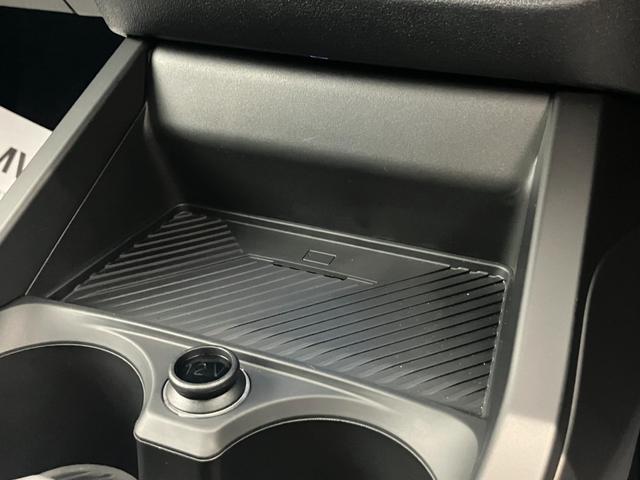 1シリーズ M135 xDrive 弊社元デモカーアルカンタラ/ヴェガンザコンビネーション ハーマンカードンスピーカー 19インチアルミホイール 電動リアゲート Mステッチシートベルト アクティブクルーズコントロール(29枚目)