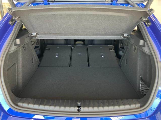 1シリーズ M135 xDrive 弊社元デモカーアルカンタラ/ヴェガンザコンビネーション ハーマンカードンスピーカー 19インチアルミホイール 電動リアゲート Mステッチシートベルト アクティブクルーズコントロール(46枚目)