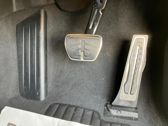 5シリーズ 523d xDriveツーリング Mスポーツ 弊社デモレンタ 黒革 クリスタルシフト コンフォートドライビングPKG 20AW アクティブステアリング アダプティブサスペンション ACC ドライビングアシスト ヘッドアップディスプレイ(20枚目)