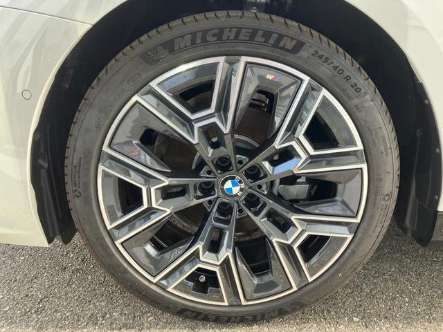 5シリーズ 523d xDriveツーリング Mスポーツ 弊社デモレンタ 黒革 クリスタルシフト コンフォートドライビングPKG 20AW アクティブステアリング アダプティブサスペンション ACC ドライビングアシスト ヘッドアップディスプレイ(42枚目)