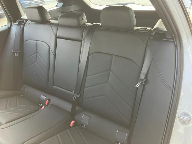 5シリーズ 523d xDriveツーリング Mスポーツ 弊社デモレンタ 黒革 クリスタルシフト コンフォートドライビングPKG 20AW アクティブステアリング アダプティブサスペンション ACC ドライビングアシスト ヘッドアップディスプレイ(52枚目)