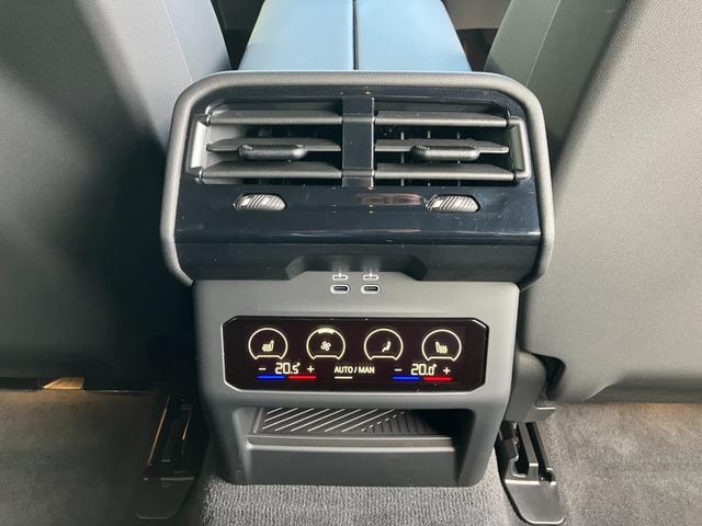 5シリーズ 523d xDriveツーリング Mスポーツ 弊社デモレンタ 黒革 クリスタルシフト コンフォートドライビングPKG 20AW アクティブステアリング アダプティブサスペンション ACC ドライビングアシスト ヘッドアップディスプレイ(53枚目)