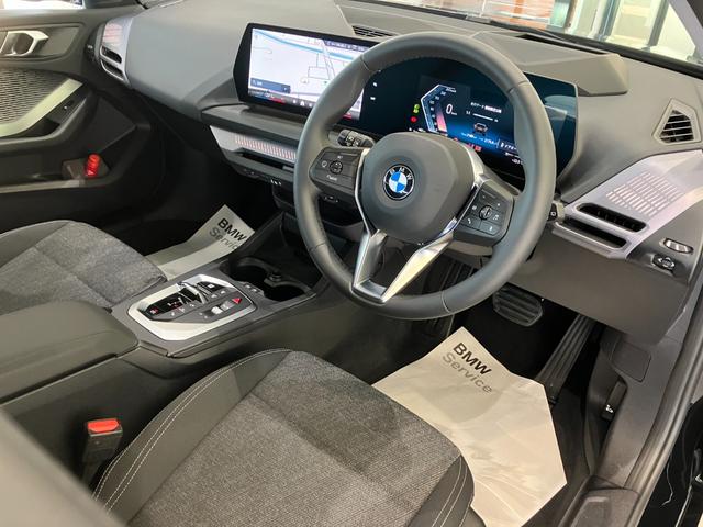 【オンライン商談可能】ご自宅でも車両の確認を行っていただける様、メールにて動画や写真等をお届けいたします。また、遠方のお客様には、Ｆａｃｅｔｉｍｅにてオンライン商談が可能でございます！