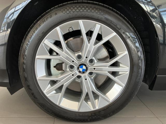 中古車のため、若干の小傷等がついてしまったホイールも御座います。修理も可能で御座いますので、気になる方はお気軽にお申し付けくださいませ。