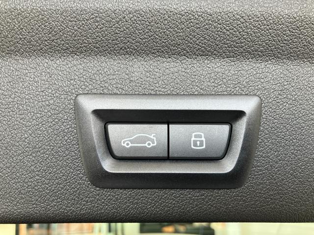 現在はトランク下にもスペアタイヤは御座いません。（パンクの際はランフラットタイヤ、パンク修理キットにて対応）車両重量を軽くするだけでなく、トランクルームのスペースも広くなりました。