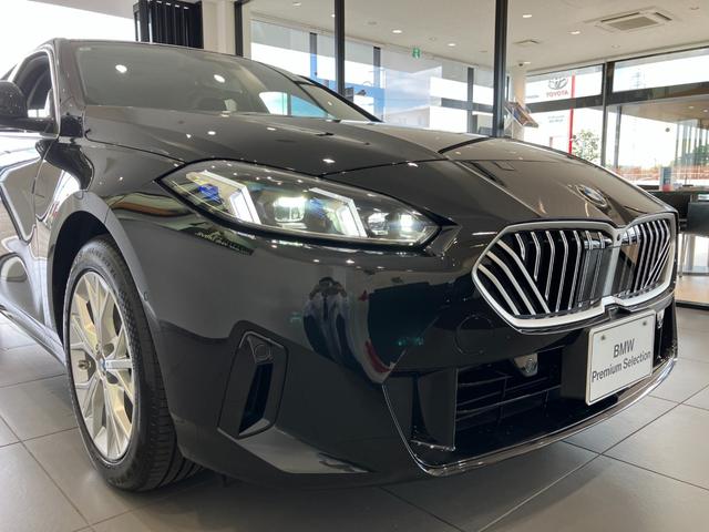 エンジェルアイ、イカリングと呼ばれるＢＭＷのライトの正式名称は「コロナリング」です。一目でＢＭＷとわかる伝統のデザインです。