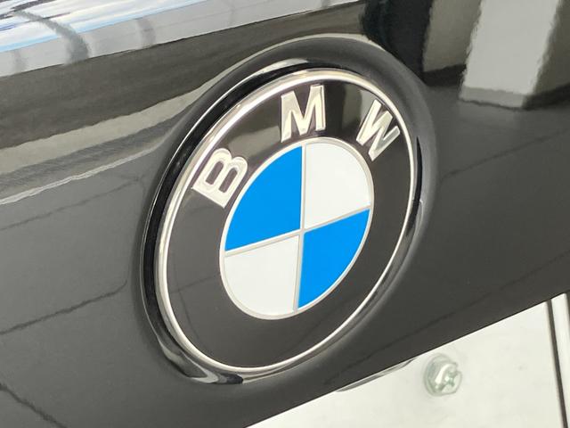 ＢＭＷ認定中古車は１００項目の箇所を徹底的にチェック致します。機械的な箇所や電気系、コンピューターなどを詳細に点検。交換基準に達した部品は整備した後にご納車致します。