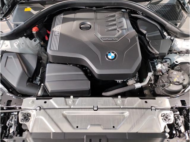 3シリーズ 318i Mスポーツ 弊社デモレンタ ブラックレザーシート 19インチアロイホイール ブラックキドニーグリル シートヒーター アクティブクルーズコントロール ヘッドアップディスプレイ 後退アシスト パーキングアシスト(16枚目)