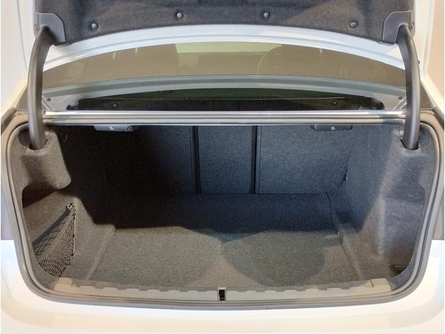 3シリーズ 318i Mスポーツ 弊社デモレンタ ブラックレザーシート 19インチアロイホイール ブラックキドニーグリル シートヒーター アクティブクルーズコントロール ヘッドアップディスプレイ 後退アシスト パーキングアシスト(44枚目)