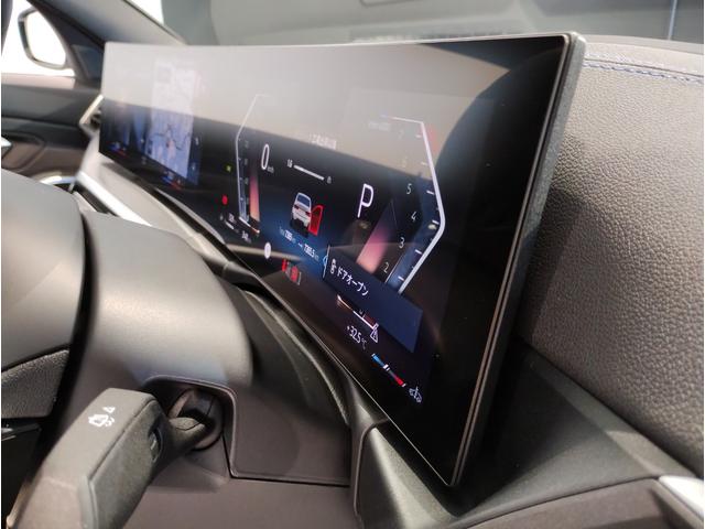 3シリーズ 318i Mスポーツ 弊社デモレンタ ブラックレザーシート 19インチアロイホイール ブラックキドニーグリル シートヒーター アクティブクルーズコントロール ヘッドアップディスプレイ 後退アシスト パーキングアシスト(50枚目)