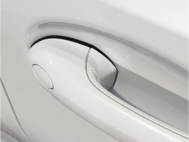 3シリーズ 318i Mスポーツ 弊社デモレンタ ブラックレザーシート 19インチアロイホイール ブラックキドニーグリル シートヒーター アクティブクルーズコントロール ヘッドアップディスプレイ 後退アシスト パーキングアシスト(74枚目)