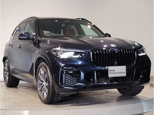 Ｘ５ ｘＤｒｉｖｅ　４０ｄ　Ｍスポーツ　パノラマガラスＳＲ　タルトゥーフォレザー　アクティブクルーズコントロール　ヘッドアップディスプレイ　地デジ　ハーマンカードン　純正２０ＡＷ　Ｆベンチレーション　パノラマガラスサンルーフ　シートヒーター（6枚目）