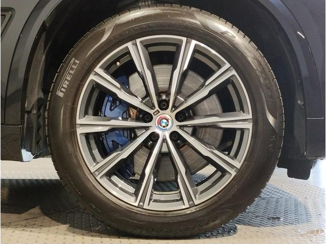 Ｘ５ ｘＤｒｉｖｅ　４０ｄ　Ｍスポーツ　パノラマガラスＳＲ　タルトゥーフォレザー　アクティブクルーズコントロール　ヘッドアップディスプレイ　地デジ　ハーマンカードン　純正２０ＡＷ　Ｆベンチレーション　パノラマガラスサンルーフ　シートヒーター（39枚目）