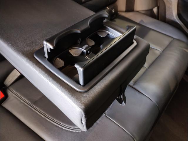 ＢＭＷの少し硬めの足回りは車の縦揺れを素早く整えるため、同乗者の方への車酔いにも効果が御座います。