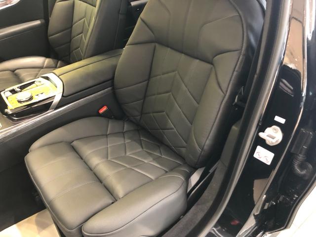 �a�l�v�̑傫�ȃV�[�g�͔��ɂ����A����҂��ݍ���ł������S����������܂��B