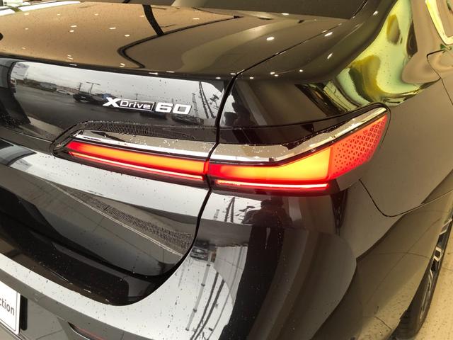 ���̊��̂���e�[�����C�g�͍ו��ɂ܂ł���������f�U�C���Ō�����܂�