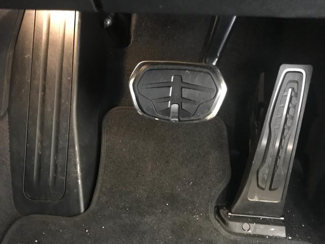 �y�y�_���z�a�l�v�̓I���K�����A�N�Z���y�_�����̗p���Ă��܂��B���ݍ��ޑ��ƃy�_���������O�Ղ�`�����߁A�����Ƃ�����ɂ����A�A�N�Z���R���g���[������肵�₷���Ȃ郁���b�g������܂��B