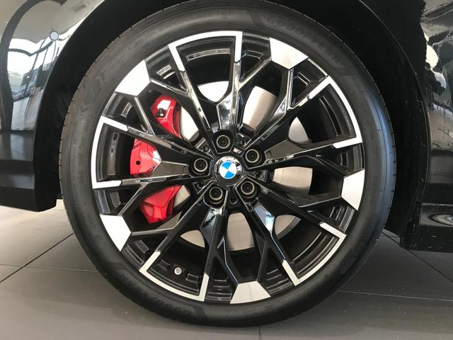 �A�E�g�o�[���ł̑��s�����������a�l�v�̃u���[�L�V�X�e���͂������̎��ɂ����������}�V�����~���Ă���܂��B