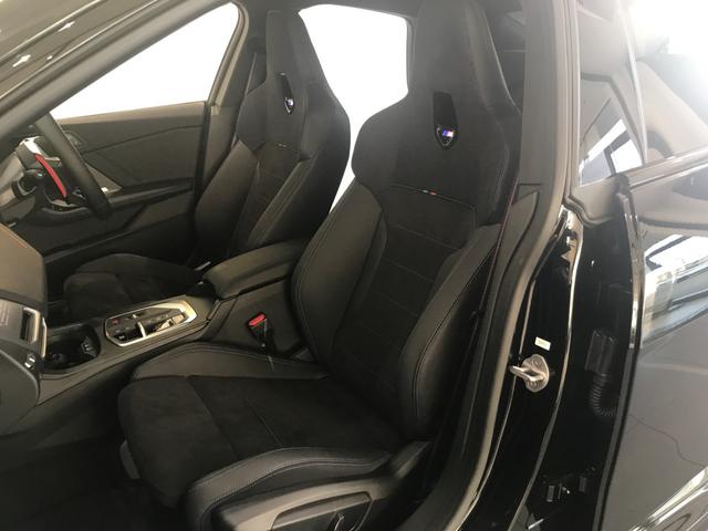 �a�l�v�̑傫�ȃV�[�g�͔��ɂ����A����҂��ݍ���ł������S����������܂��B