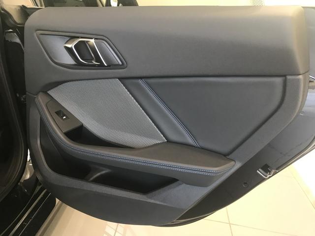 �a�l�v�̃h�A��߂����̏d�����͏��L�җl�̖����x�����߂Ă���܂��B