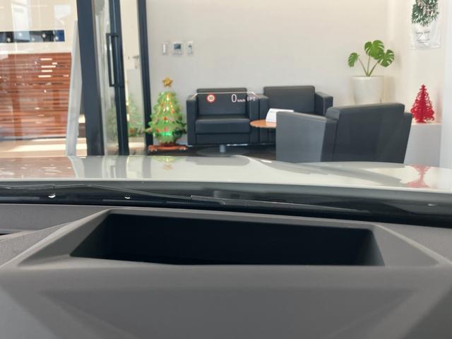 １シリーズ １２０ｄ　Ｍスポーツ　弊社元デモカー　アクティブクルーズコントロール　ヘッドアップディスプレイ　全周囲カメラ　１８インチアルミホイール　電動リアゲート　アンビエントライト　マイルドハイブリッド　ＬＥＤヘッドライト（29枚目）