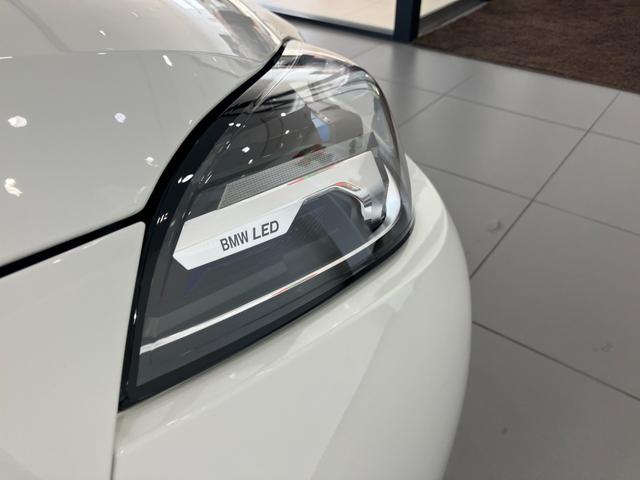 １シリーズ １２０ｄ　Ｍスポーツ　弊社元デモカー　アクティブクルーズコントロール　ヘッドアップディスプレイ　全周囲カメラ　１８インチアルミホイール　電動リアゲート　アンビエントライト　マイルドハイブリッド　ＬＥＤヘッドライト（74枚目）