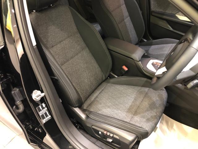 １シリーズ １２０ｄ　弊社下取り車　ワンオーナーＡＣＣ　ＨＵＤ　アンドロイドオート＆アップルカープレイ　純正１７ＡＷ　ワイヤレス充電　電動リアゲート　シートヒーター　アンビエントライト　全周囲カメラ　電動シート　ＥＴＣ（47枚目）