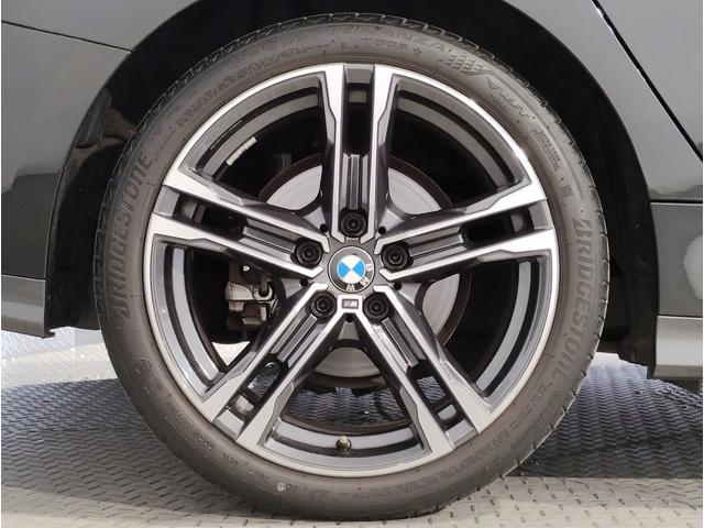 �A�E�g�o�[���ł̑��s�����������a�l�v�̃u���[�L�V�X�e���͂������̎��ɂ����������}�V�����~���Ă���܂��B