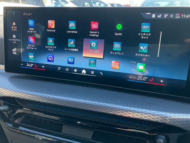 �h���C�o�[���S�ɐ݌v���ꂽ�a�l�v�̃R�N�s�b�g�̓i�r�Q�[�V�����V�X�e�����h���C�o�[�[�����₷���p�x�ɒ�������Ă���܂��B