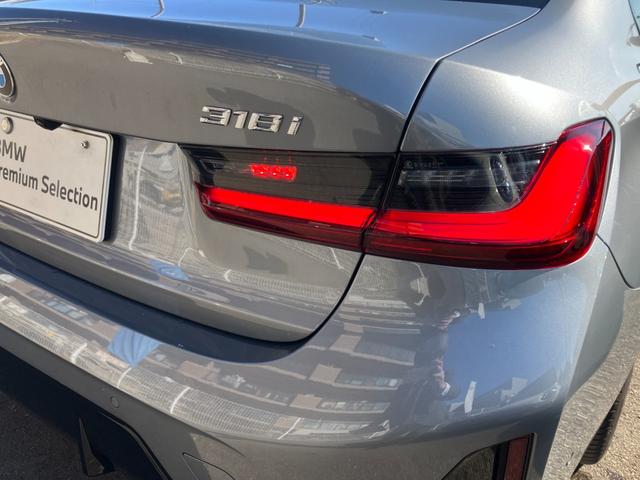 �u���[�L�����v�A�o�b�N�����v�����邢���߁A�Â��铹�ł����Ԃ̑��݂��A�s�[���ł��܂��B