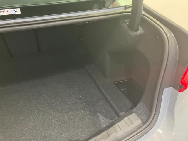 �������̕��ŁA�g�����N�̃T�C�Y���Ȃǂ��킩��Ȃ��������C�y�ɂ��₢���킹���������B���ۂɃZ�[���X�}�������肵����A���q�l�̗���ɗ����Ă��Љ�����܂��B