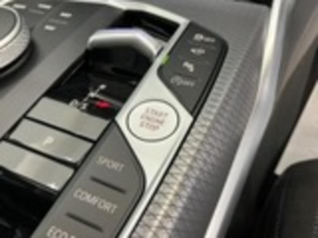 ３シリーズ ３１８ｉ　Ｍスポーツ　弊社デモカー　ＨＤＤナビゲーション　電動リアゲート　アクティブクルーズコントロール　ＬＥＤヘッドライト　衝突被害軽減ブレーキ（15枚目）