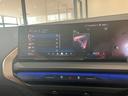 シフトレバー周辺に搭載されたiDrive(ナビのコントローラー)はドライバーの運転姿勢を崩さず、直感的に操作が可能で御座います