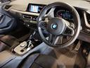 Ｍ１３５ｉ　ｘＤｒｉｖｅ　デビューパッケージ　アルカンターラコンビシート　アクティブクルーズコントロール　パドルシフト　Ｍシートベルト　バックカメラ　前後障害物センサー　ワイヤレス充電　アダプティブＭサス　電動リアゲート（15枚目）