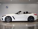 BMWはドアが分厚いです。衝突によりドアがつぶれてしまった場合にも外からいち早くドアを開けれるよう考えられています。数十秒の救出の遅れが命につながりかねない場合、こういった配慮が重要なポイントです。