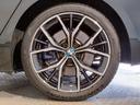 アウトバーンでの走行を見据えたBMWのブレーキシステムはもしもの時にもいち早くマシンを停止してくれます。