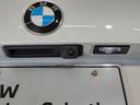 どっしりとしたバンパー下部のデザインはBMWの高級感を際立たせると共にスポーティーさを演出しております。