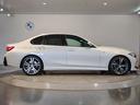 3シリーズ 318i Mスポーツ 弊社デモレンタ ブラックレザーシート 19インチアロイホイール ブラックキドニーグリル シートヒーター アクティブクルーズコントロール ヘッドアップディスプレイ 後退アシスト パーキングアシスト(7枚目)