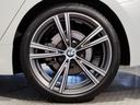318i Mスポーツ 弊社デモレンタ ブラックレザーシート 19インチアロイホイール ブラックキドニーグリル シートヒーター アクティブクルーズコントロール ヘッドアップディスプレイ 後退アシスト パーキングアシスト(42枚目)