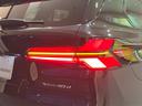 ブレーキランプ、バックランプも明るいため、暗い夜道でも自車の存在をアピールできます。