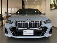 ５２３ｉ　Ｍ−ｓｐｏｒｔが入庫しました。ボディカラーはブルックリングレーです。 5