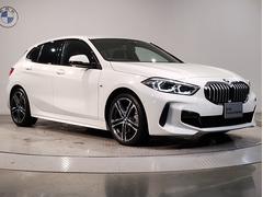 【ＢＭＷの伝統１】ＢＭＷの特徴的な“キドニーグリル”は、８０年以上続く伝統の形でございます。変わらないこだわりのデザインが、プレミアムブランド“ＢＭＷ”を創り出します。 6